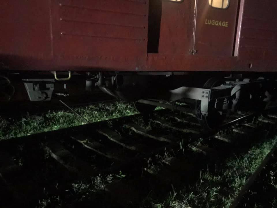 jaffna-night-mail-derailed-3